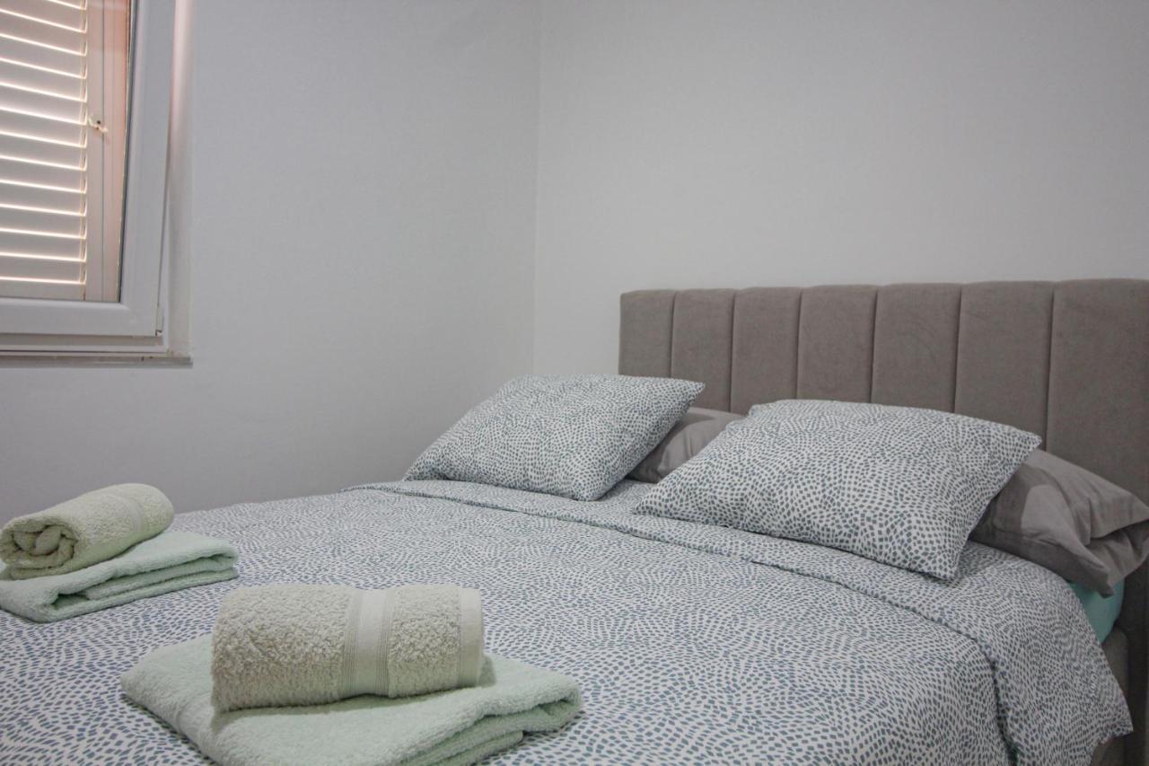 Apartman Toni Rogoznica  Eksteriør bilde